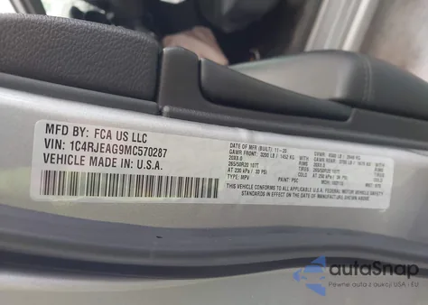 2021 Jeep Grand Cherokee Laredo X 4X2 из США, поврежденный, VIN 1C4RJEAG9MC570287